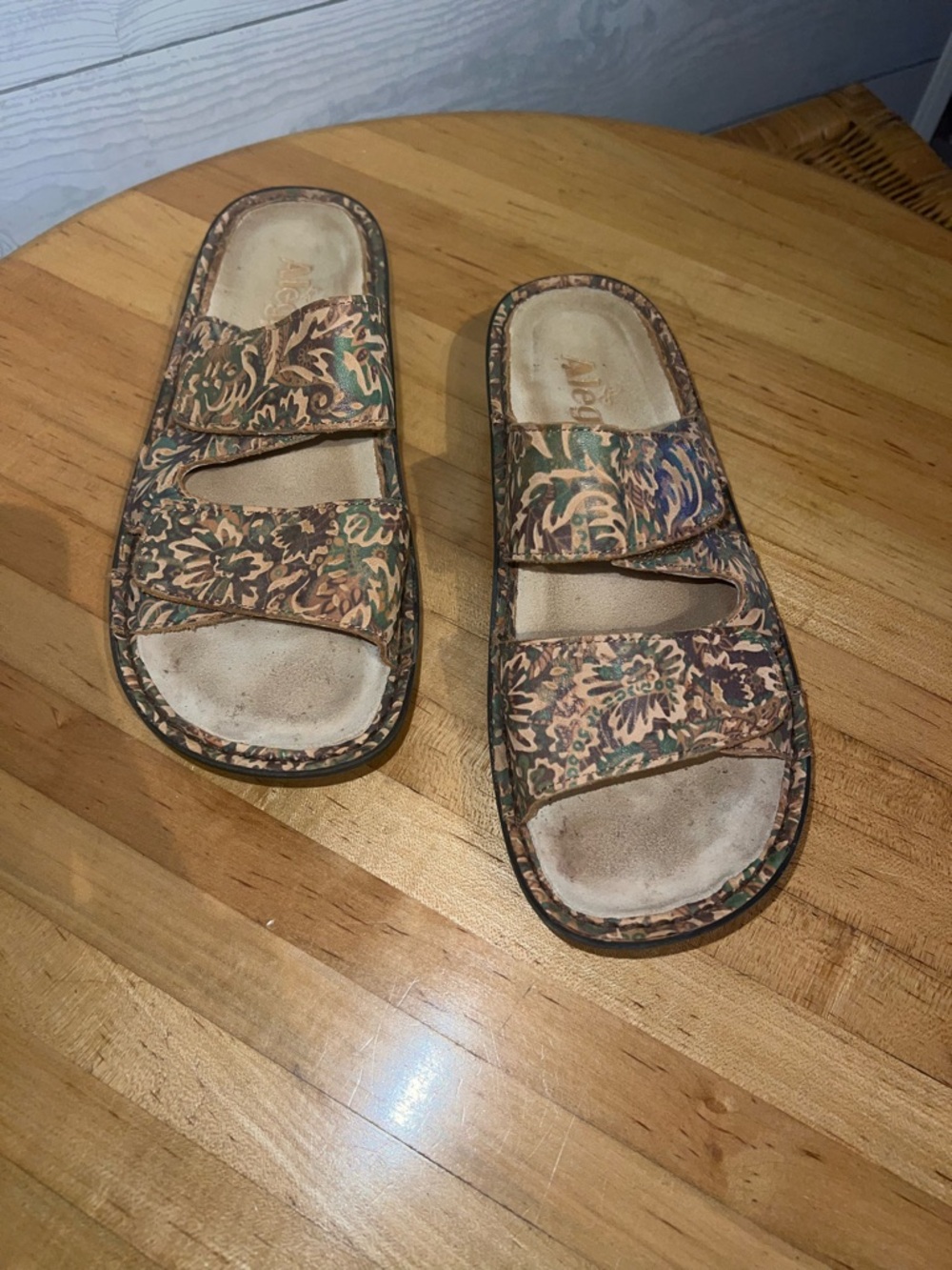 Alegria Floral Pattern Velcro Straps Slide Sandals - Multicolor
